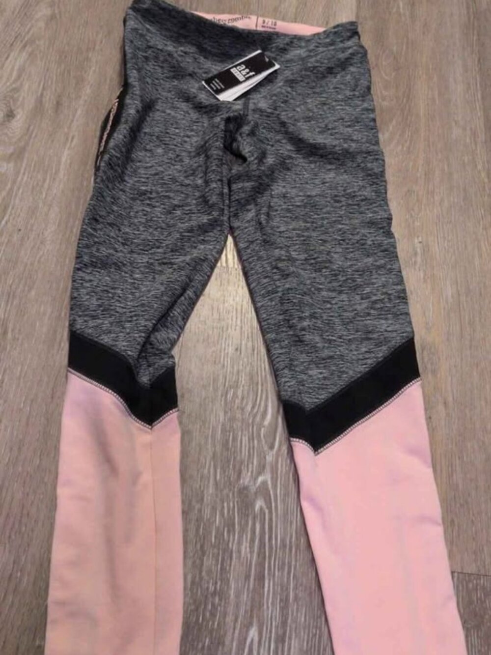 Abercrombie Kids a&f sport Leggings Size 9/10 new